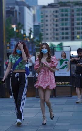 精选街拍作品 NO.1534 甜美女孩_丽丝库