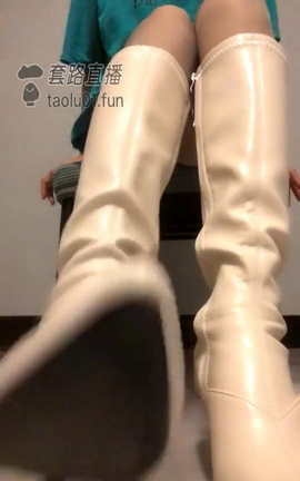 套路直播-兰儿小主-长靴羞辱，恋足[540X960 24分45秒]_丽丝库
