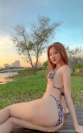 Twitter漂亮辣妹泄露-Th.Nhen_丽丝库