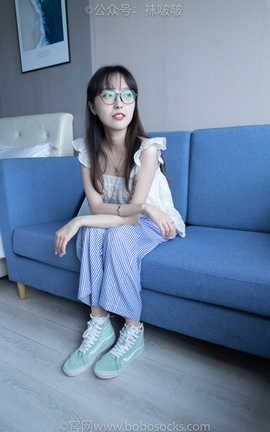 袜啵啵BoBoSocks NO.027 稚予- vans白色棉袜肉丝_丽丝库