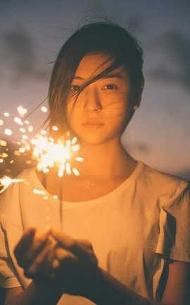 moiichan-烟花_丽丝库