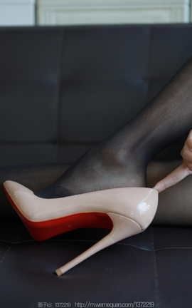 异思趣向IESS  2023.06.27 丝享家 1465 婉萍《温婉细腻》_丽丝库