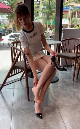 学妹加速跑 XM051《很动感的少女-琪琪》[1080X1920][2分5秒]_丽丝库