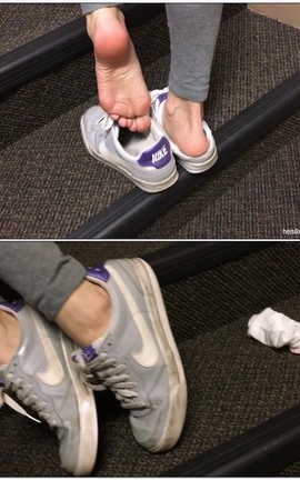 付费群足控大神-爱脚小丸子（一颗小丸子） part3_V1[1280X720][4分31秒]_丽丝库