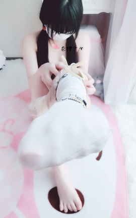 九尾狐狸M(咬一口小奈樱&amp;元气小奈音&amp;奈樱少女)-校服出装与卡通小内衣