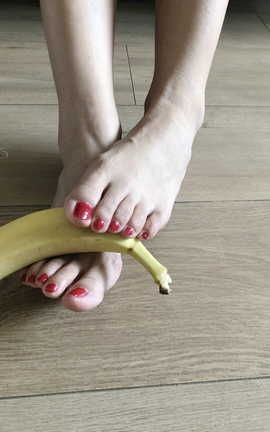 b站Maggie乔安-第9期：踩香蕉_丽丝库