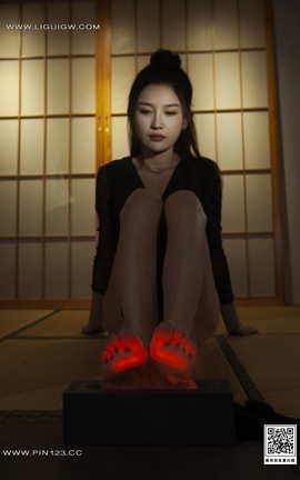 丽柜Ligui 2023.11.27 唇享欲足-私人定制 甜甜_丽丝库