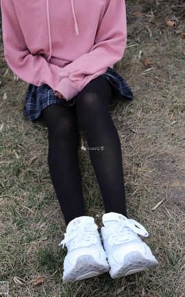 丝意写真摄影SIEE No.061 楠楠 中厚黑丝_丽丝库