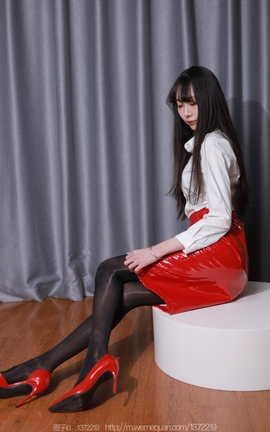 异思趣向IESS  2022.12.25 丝享家 1309 团团《红色姓感漆皮》_丽丝库