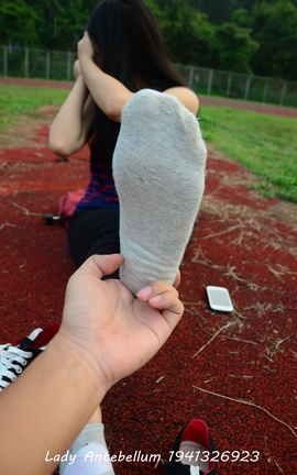 站前女神 恋足美腿棉袜女神级摄影套图 041