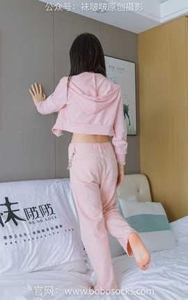 袜啵啵BoBoSocks NO.141 周周-运动鞋、白棉袜（自然穿脏）、裸足_丽丝库