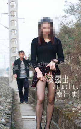 爱露出全站付费资源-原创区  铁轨上的露出_丽丝库