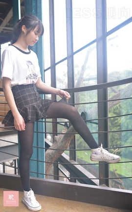 异思趣向IESS 普惠集 No.051-妹妹琪琪 妹妹的80D（1）_丽丝库