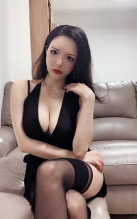 秋和柯基 - 小黑裙_丽丝库