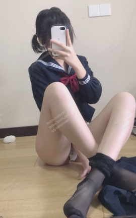 悠宝三岁-JK家中_丽丝库