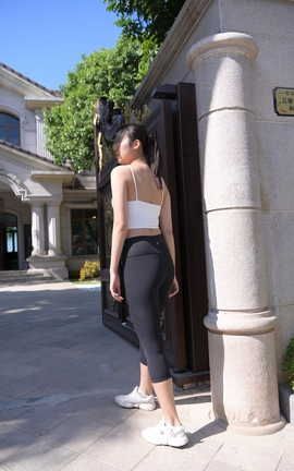 精选街拍作品 NO.0194 黑色瑜伽裤美女2 part2_丽丝库