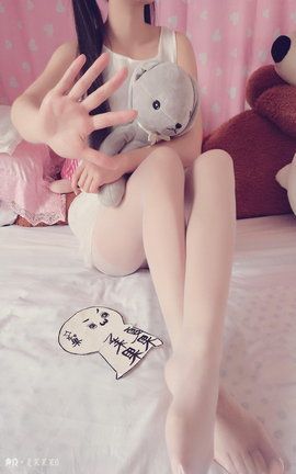 福利在线大图 夏茉果果-套关于手，足，红唇_丽丝库