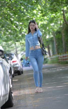 精选街拍作品 NO.1327 一始街拍作品 只能等 part2_丽丝库