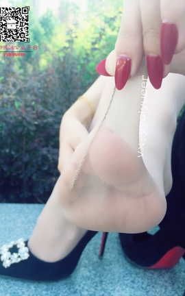 丝月神-2017.06.10方扣黑高跟肉