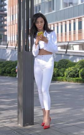 精选街拍作品 NO.0055 极品性感白裤美女高清原图 part1_丽丝库