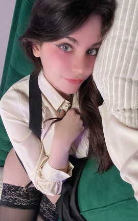 adina luna March Start_丽丝库