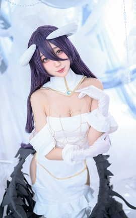 周叽是可爱兔兔 雅儿贝德&连体衣_丽丝库