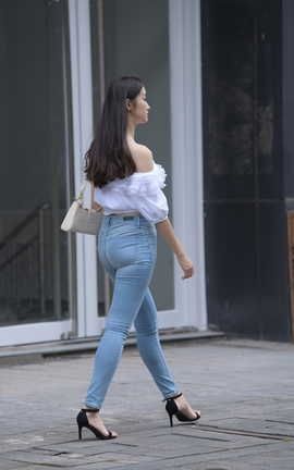 精选街拍作品 NO.1318 一只麋鹿摄影作品 蓝色紧身牛仔裤美女 part3_丽丝库