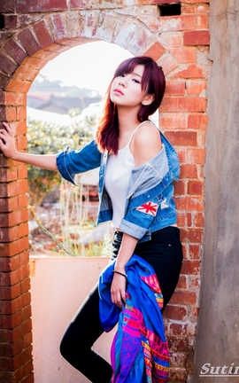 台湾网美 Wangmei 苏托托古典个性风外拍-真相只有一个#0011_丽丝库