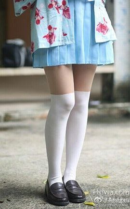 精心整理微博萝莉万张写真大合集-133_丽丝库