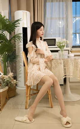 尤蜜丝 穿搭写真 NO.132_丽丝库