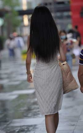 精选街拍作品 NO.1574 白色长裙美女_丽丝库