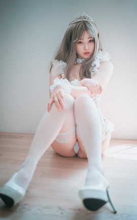 韩国写真杂志-DJAWA BamBi Reine de Blanc B side_丽丝库