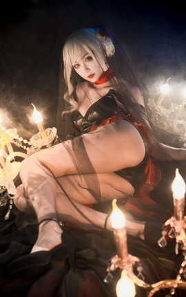 瓦斯塔亚小龙虾-鲸 伊芙琳_丽丝库