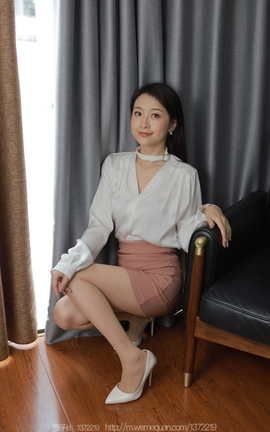 异思趣向IESS  2023.07.25 丝享家 1489 小婕《粉色的温柔》_丽丝库