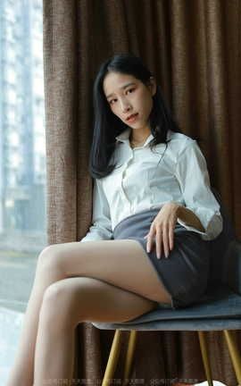 异思趣向IESS 2022.02.14 丝享家1004：美子《地板上的尤物》_丽丝库