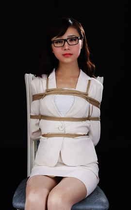 神艺缘-官方原版捆绑套图 Vol.151馨缘