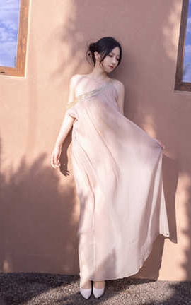 鱼子酱Fish（私拍）- 抹胸芦苇女人写真_丽丝库