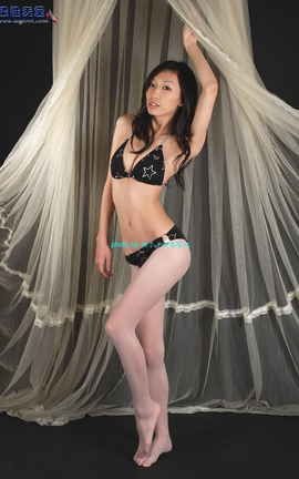 柔性天堂 ID0014 糊小小～联拍新春賀帖Candy灰姑娘_丽丝库