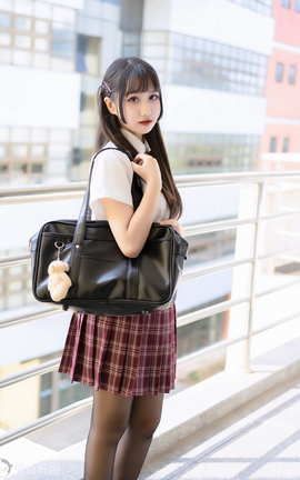 兔玩映画 C28.003 超甜的制服学妹_丽丝库