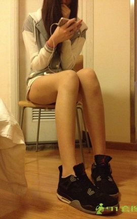 高校妹子丝足写真-珊珊