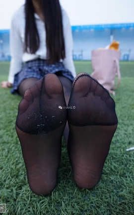 丝意写真摄影SIEE No.006 曦曦 操场黑丝_丽丝库