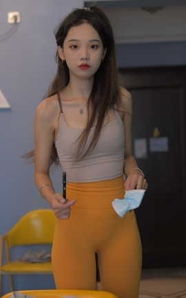 精选街拍作品 NO.1461 一始街拍作品 黄色瑜伽裤小妹 part1_丽丝库