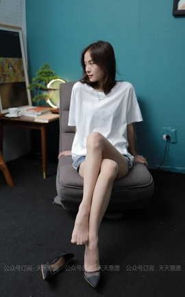 异思趣向IESS 丝享家 878：小六《邻家少女爱看书》_丽丝库