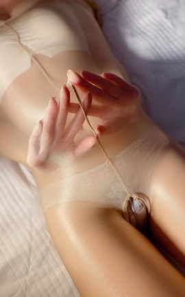 微博丝袜博主小九九定制套图_丽丝库