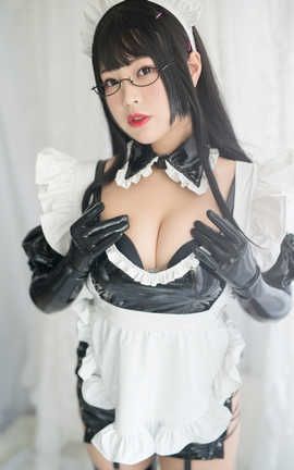 白烨-傲娇女仆长_丽丝库