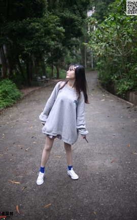 只糖棉袜 定制001 优米 裙摆撑得起所有温柔和盛夏_丽丝库