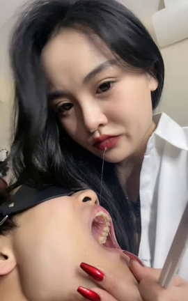 套路直播-安晴S-口水浓痰鼻涕喂食吃到饱[720X1280 1小时1分43秒]_丽丝库