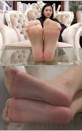 K&M足控脚底视频 232-Songzuer的性感肉丝丝袜小脚[0X0][0]_丽丝库