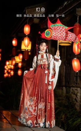 艺图语YITUYU 2023.02.09 逛灯会 梨一依_丽丝库