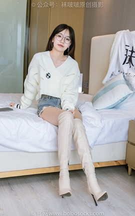 袜啵啵BoBoSocks NO.222 小甜豆-长靴、白棉袜、裸足_丽丝库